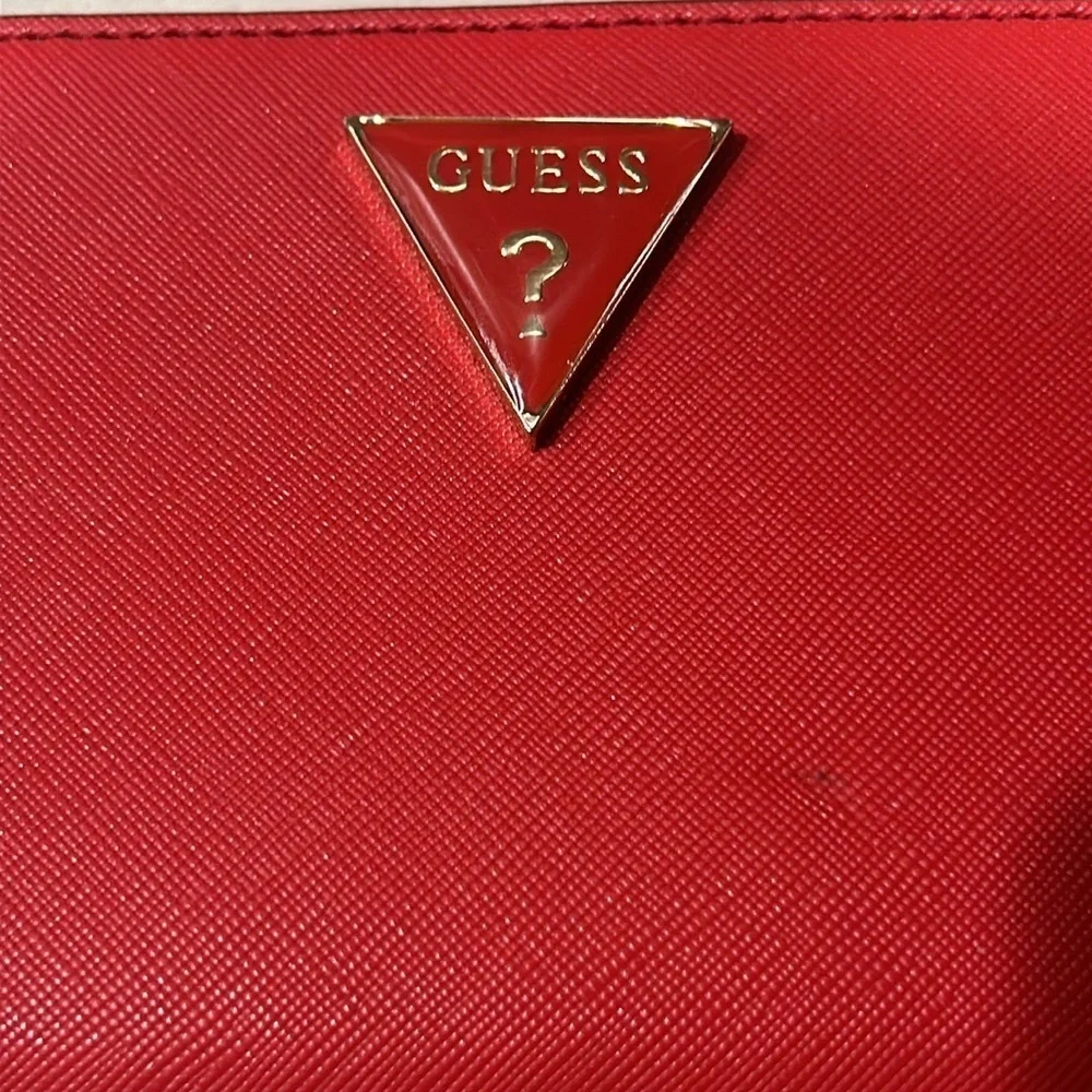 Guess Wristlet Wallet